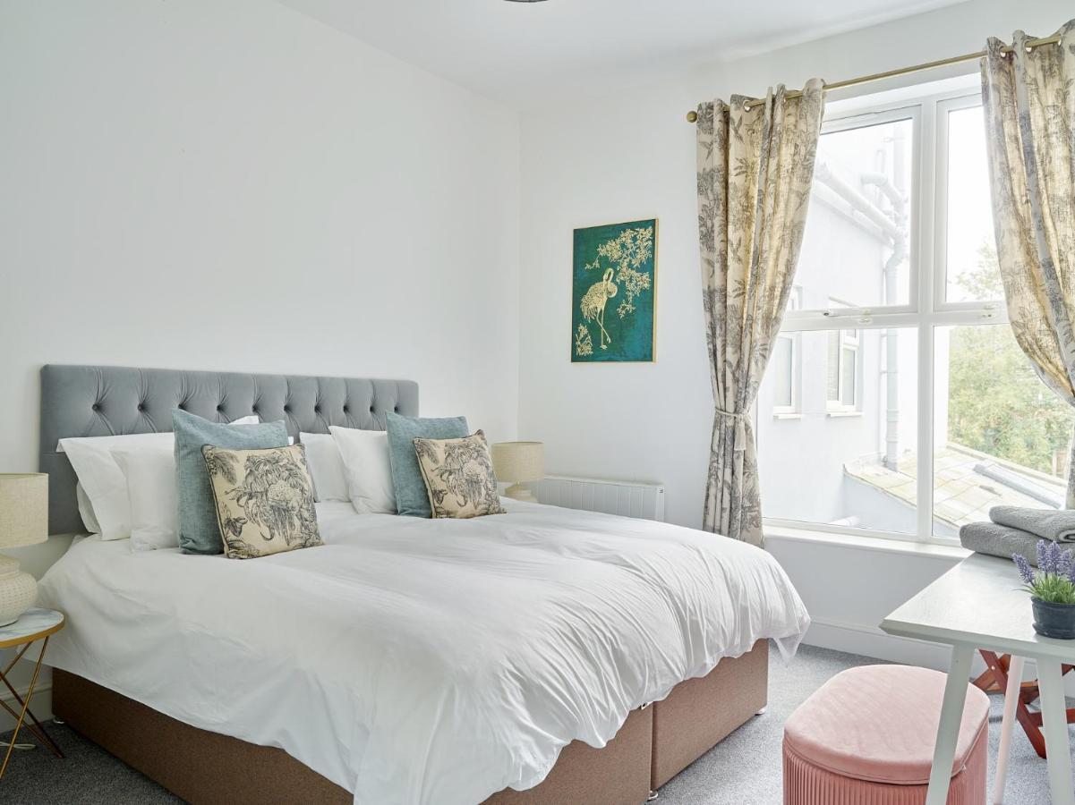 Curb Properties - Super 2 Bed Apartment 5 Min From Town Centre Челтнъм Екстериор снимка